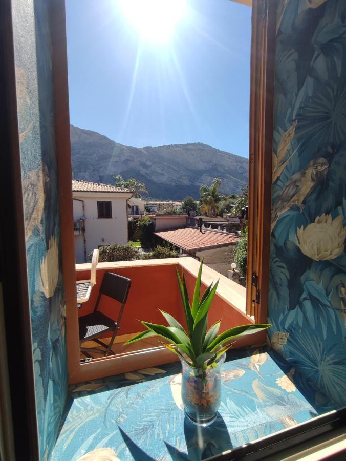 Casa Vacanze Isolotto Isola delle Femmine Exterior photo